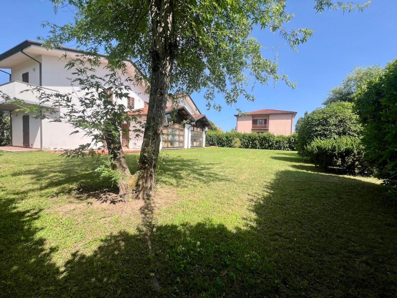 Villino Cocca Villa Marina di Massa Buitenkant foto